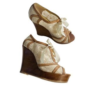 Anthro's Seychelles Harmony Bohemian Lace Open Toe Platform Wedge Sandals Ivory